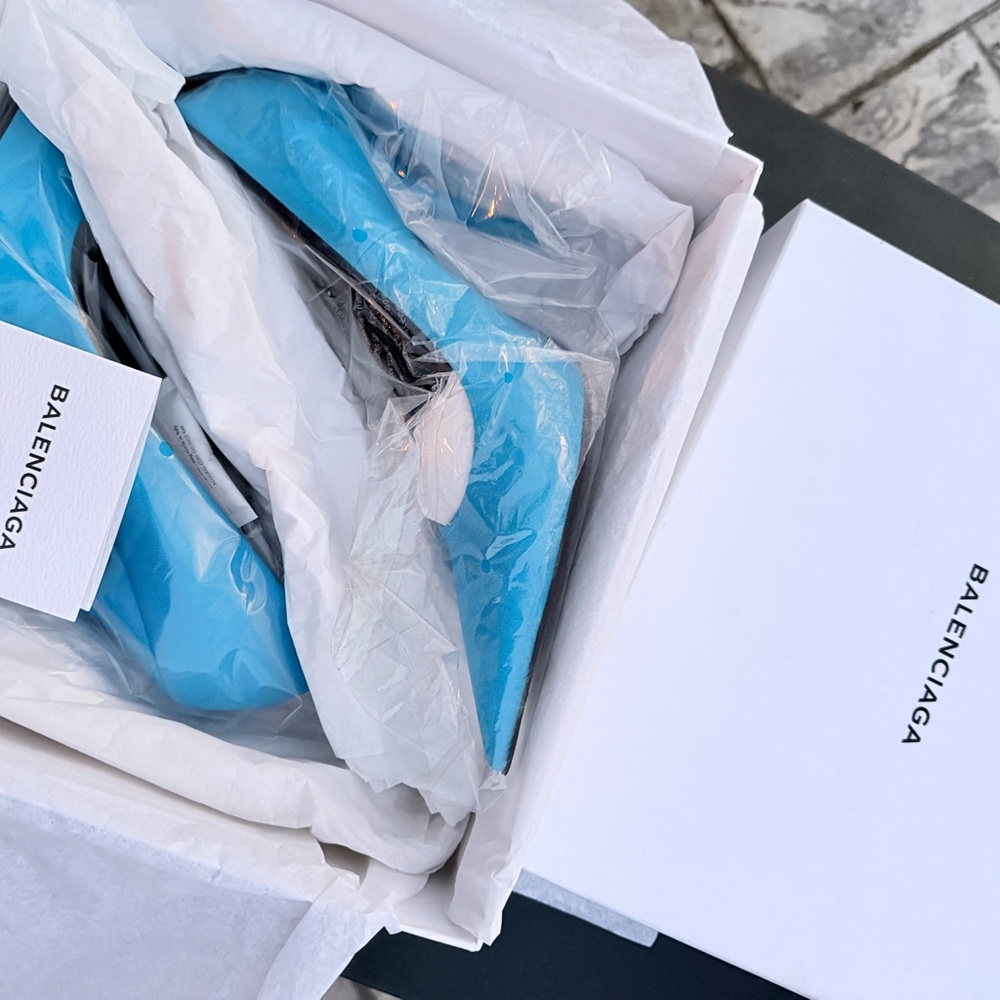 Balenciaga Blue Heels/Pumps. US/11